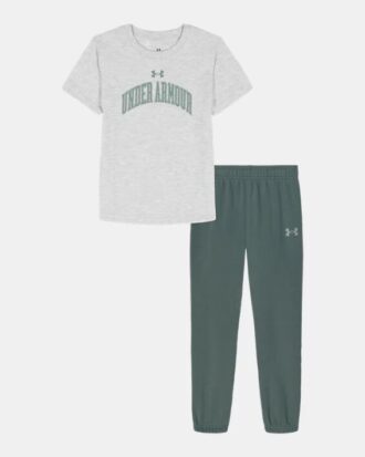 Conjunto de camiseta de manga corta y pantalones de chándal Tech para niños pequeños